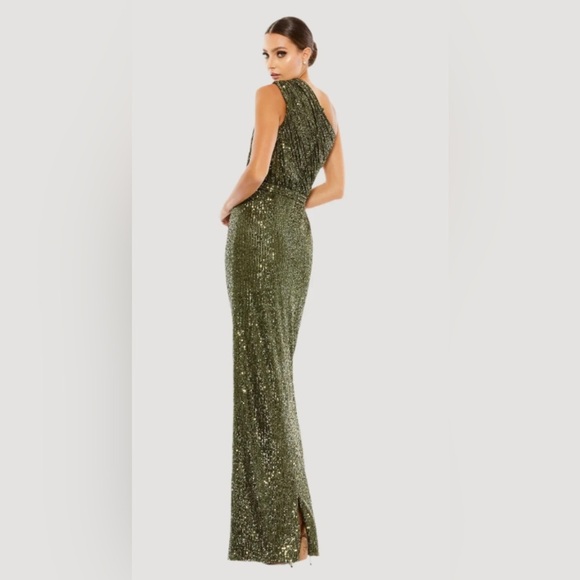 NWT | Mac Duggal 26694 Olive Sequined Gown Size 6 - Picture 4 of 11